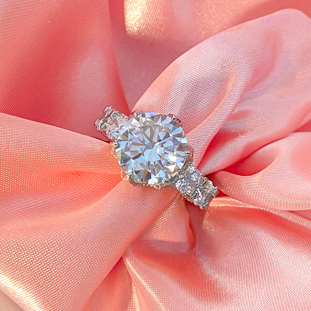 Fashion Wedding Rings Full Pave Cz Stone Round Cubic Zirconia Luxury Engagement Finger Ring for Women